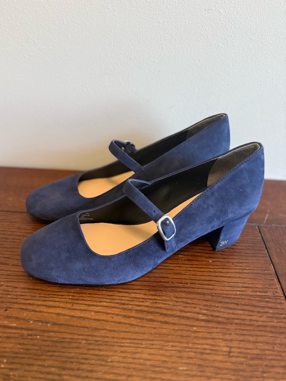 Stuart Weitzman Gabby Navy Blue Mary Jane Block Heel Pumps - Picture 2 of 9